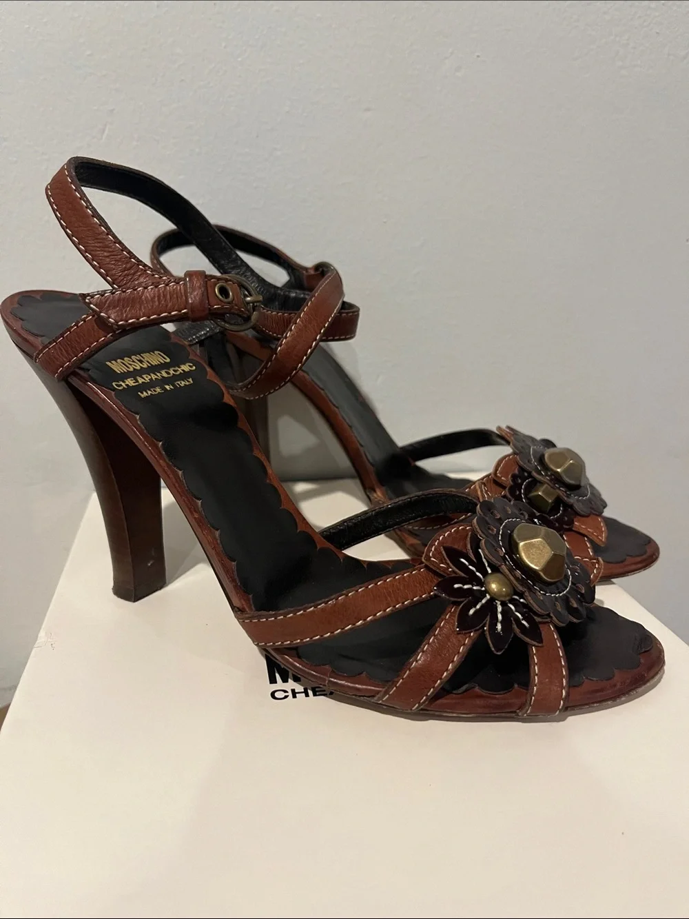 Moschino women brown